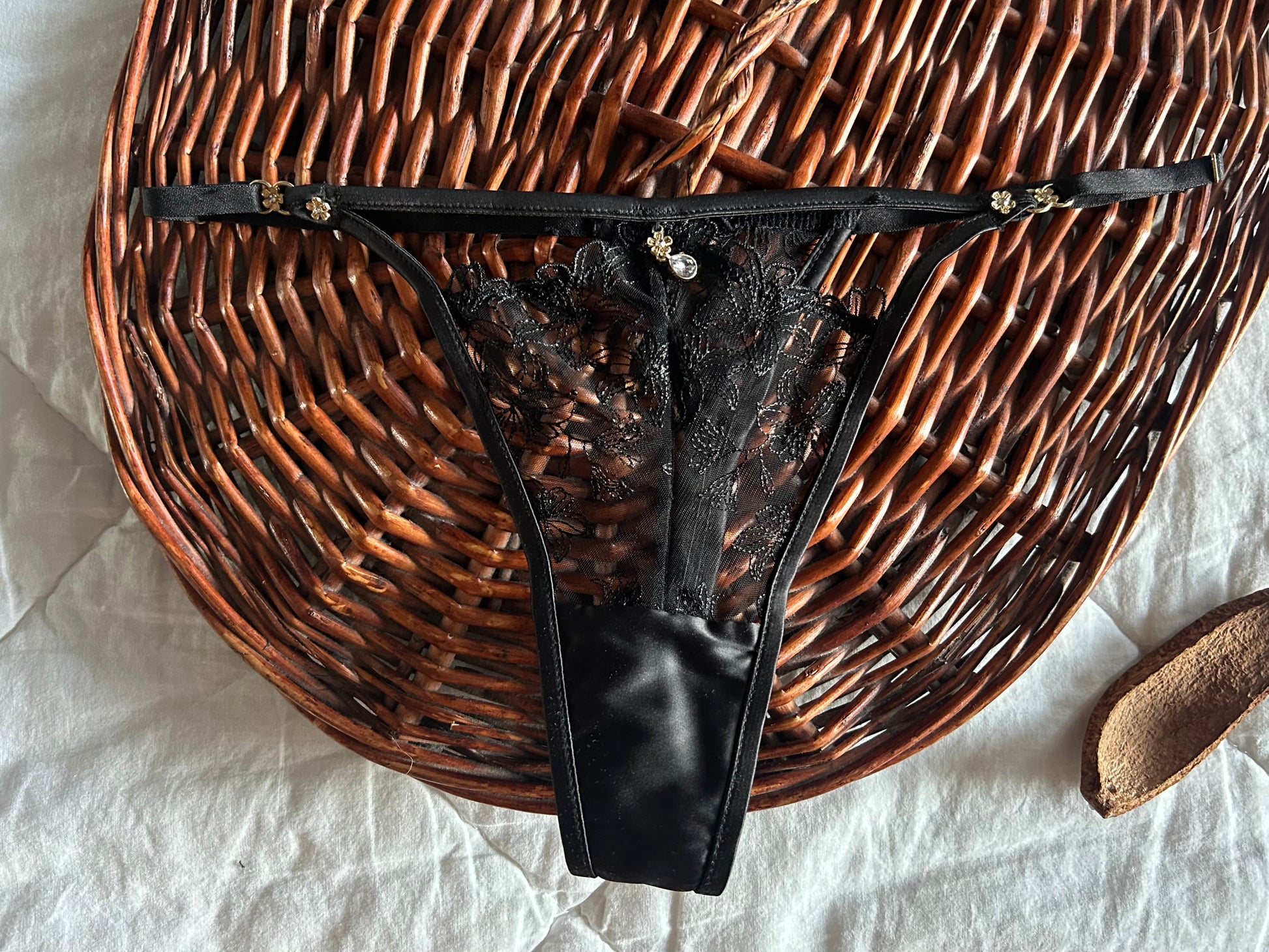 Sexy thongs Луксозна прашка ”Black Mamba”