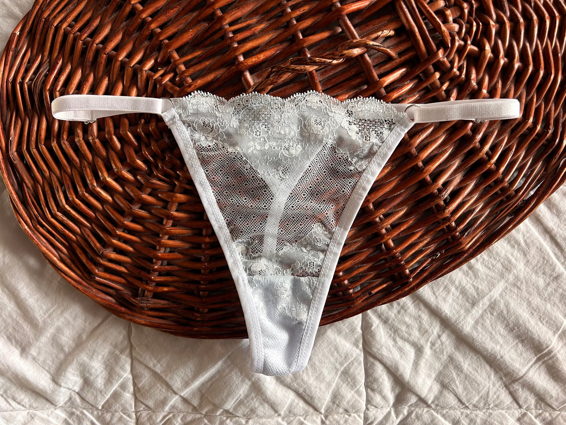 Луксозна прашка с “White Blue”