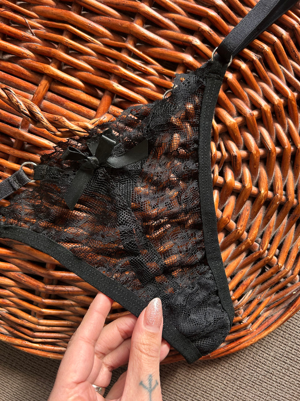 Луксозна прашка с “Sara in Black”