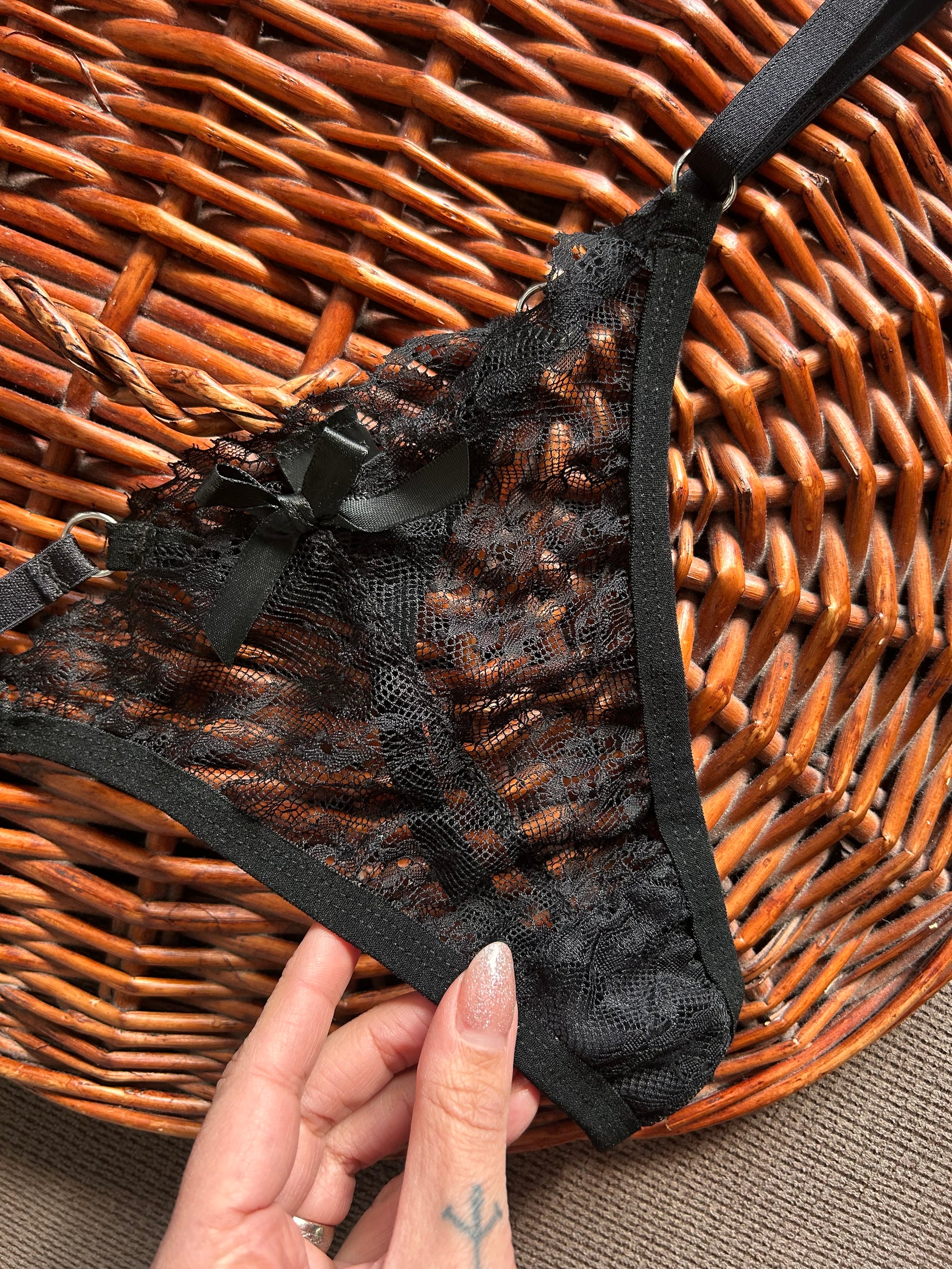 Луксозна прашка с “Sara in Black”